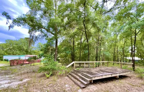 8232 Swan Lake Road Melrose FL 32666