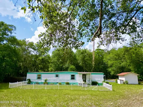 8232 Swan Lake Road Melrose FL 32666