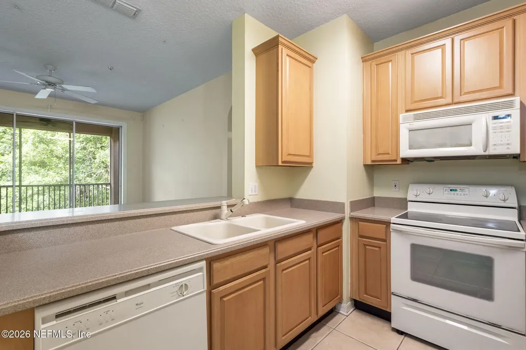 8601 Beach Boulevard Jacksonville FL 32216