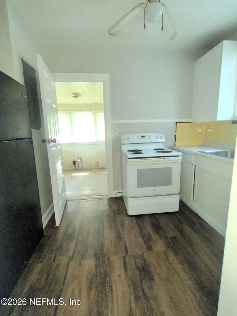 811 Mackinaw Street Jacksonville FL 32254