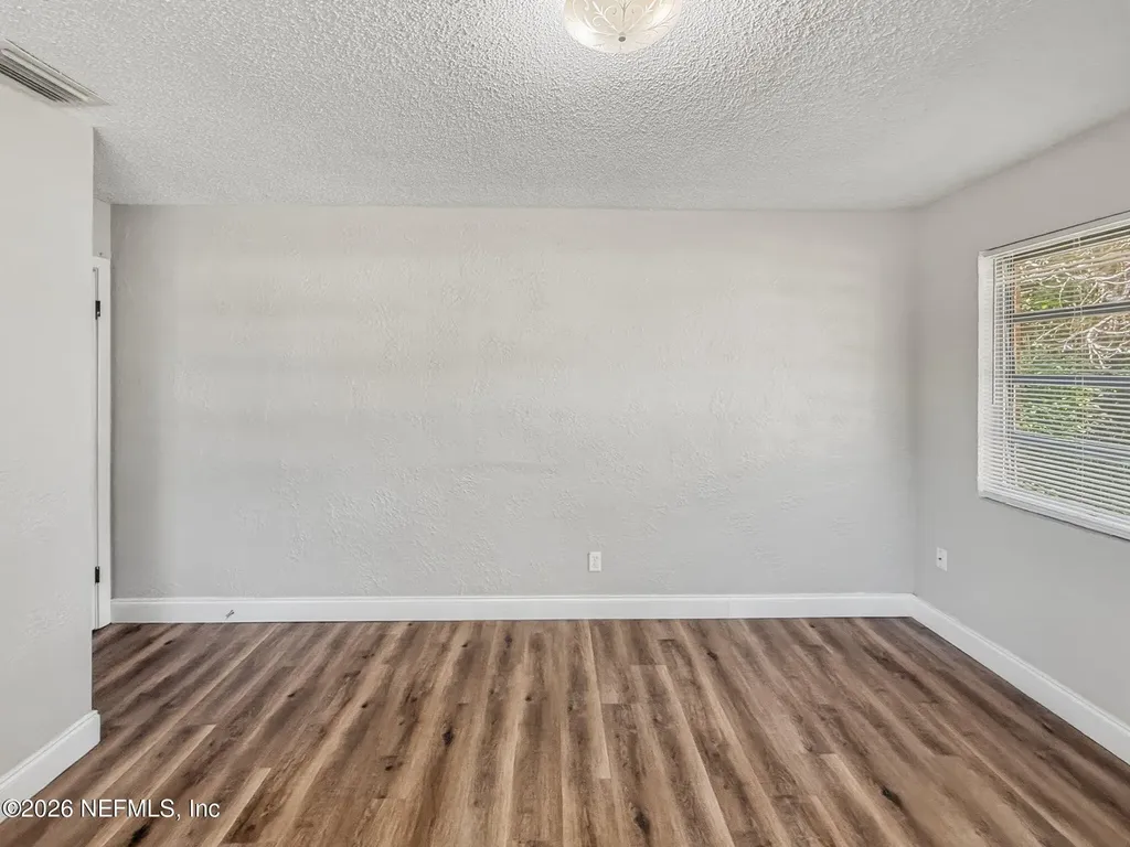 6628 Pine Summit Drive Jacksonville FL 32211