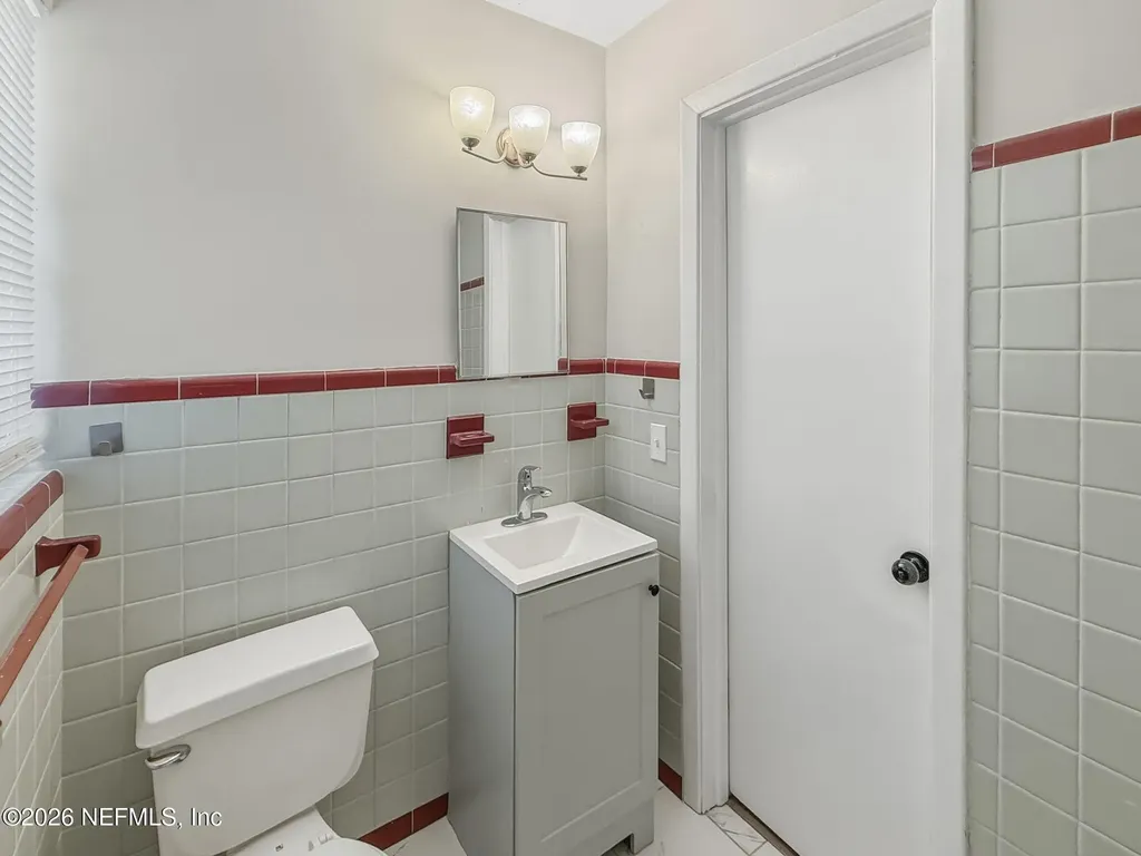 6628 Pine Summit Drive Jacksonville FL 32211