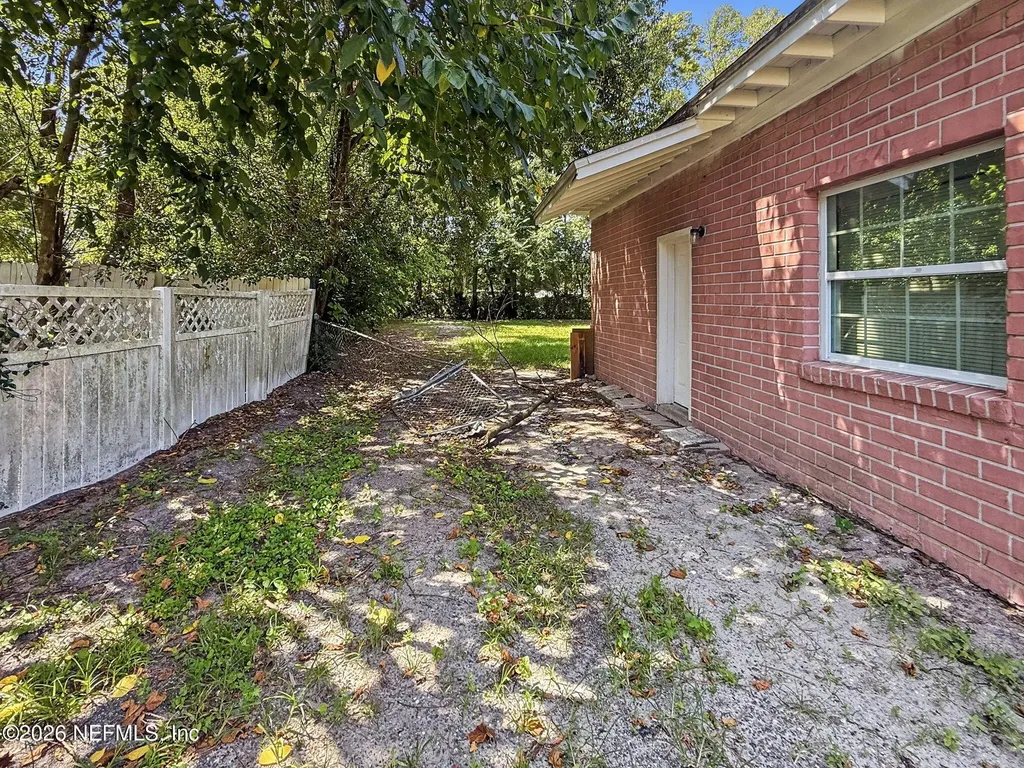 6628 Pine Summit Drive Jacksonville FL 32211