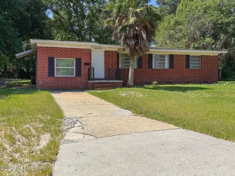 6628 Pine Summit Drive Jacksonville FL 32211