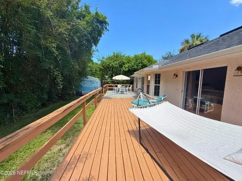 152 Meadow Avenue St. Augustine FL 32084