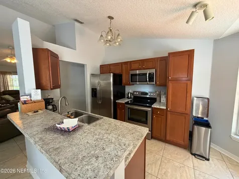152 Meadow Avenue St. Augustine FL 32084
