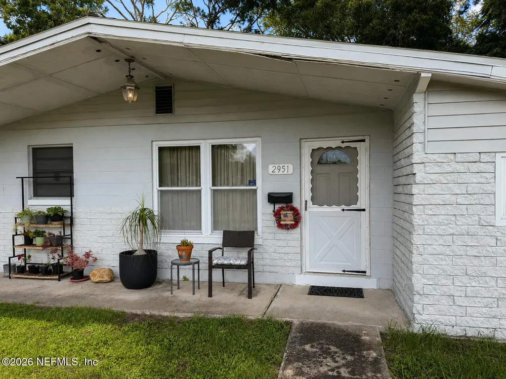 2951 Sandhurst Road E Jacksonville FL 32277