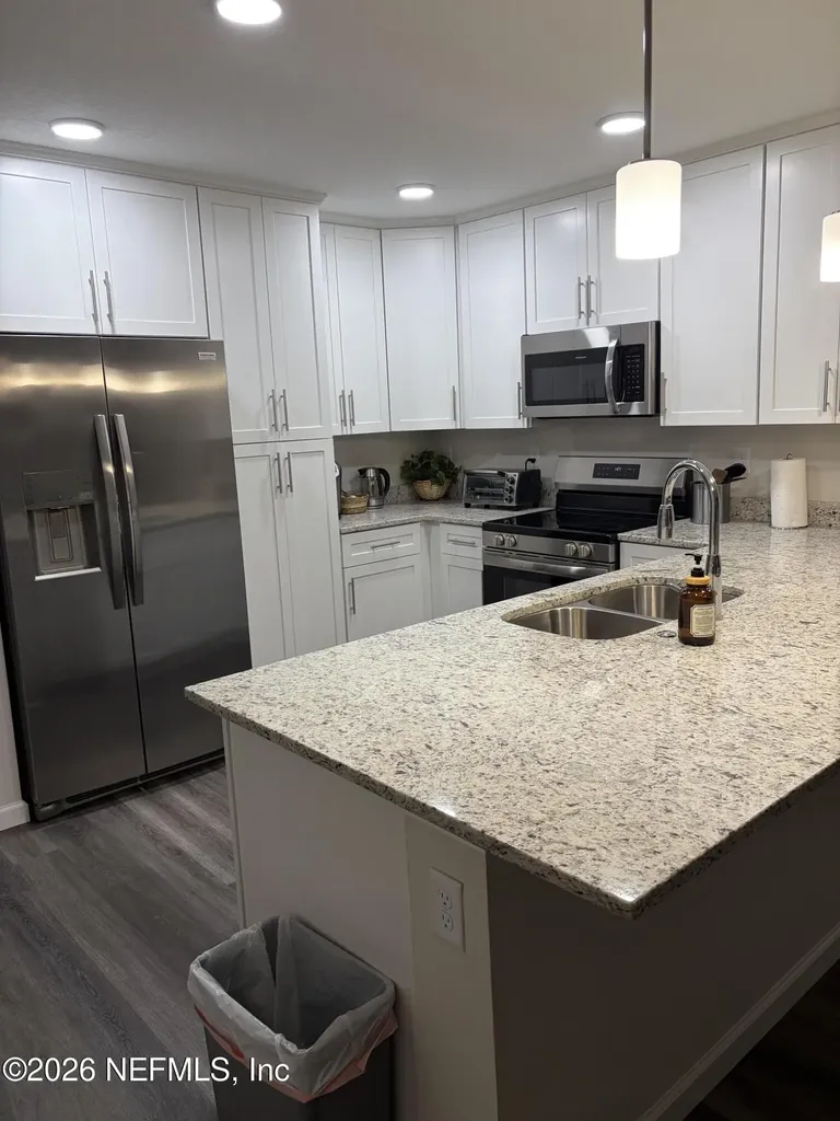 2783 Larsen Road Jacksonville FL 32207