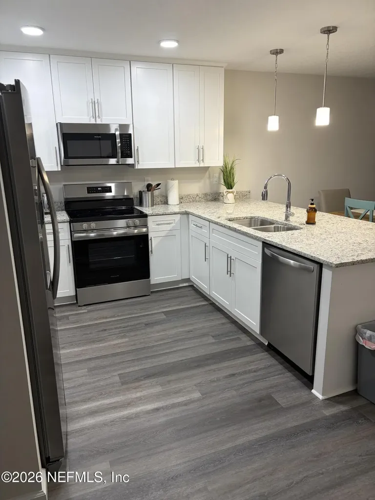 2783 Larsen Road Jacksonville FL 32207