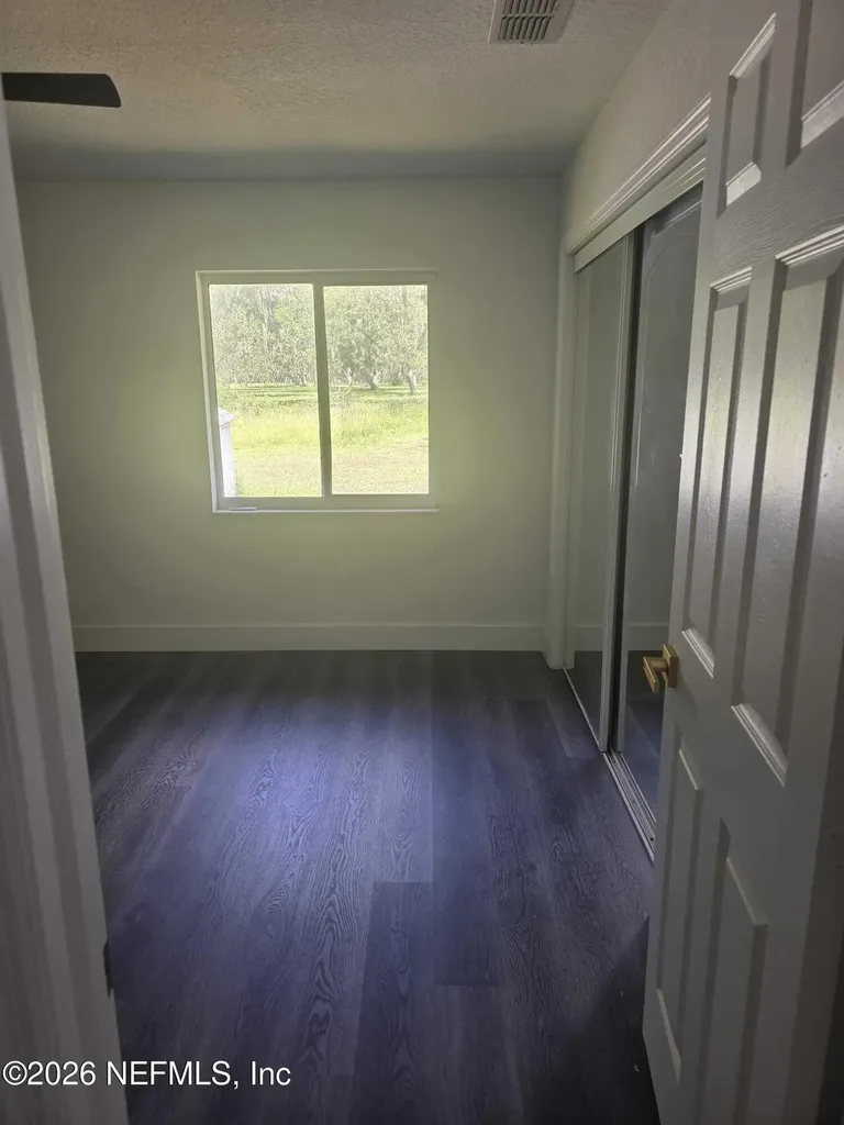 19211 NE State Road 26 Hawthorne FL 32640