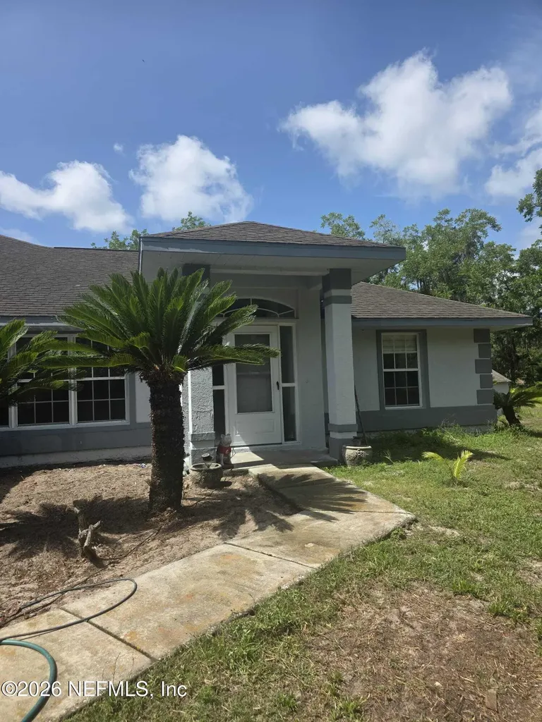 19211 NE State Road 26 Hawthorne FL 32640