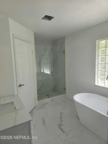 19211 NE State Road 26 Hawthorne FL 32640