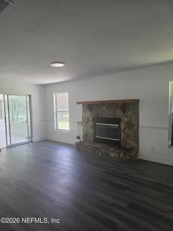 19211 NE State Road 26 Hawthorne FL 32640
