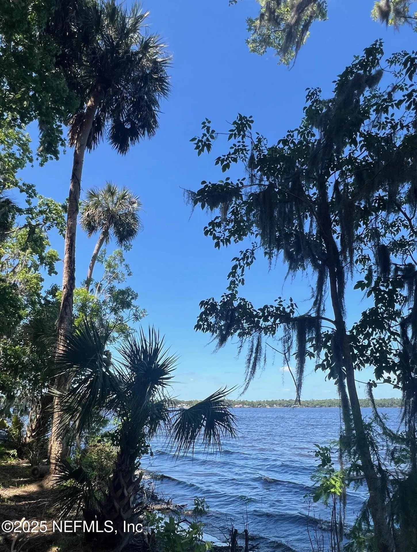 762 National Forest Road 75g Road Palatka FL 32177