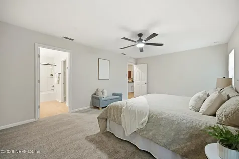 4030 Hunter Circle Jacksonville FL 32207
