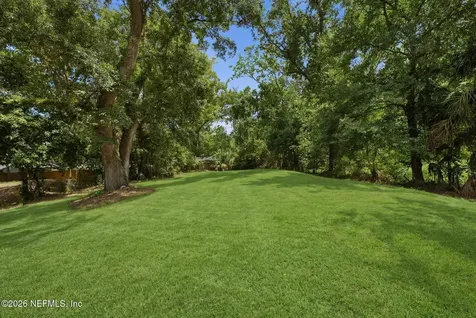 4030 Hunter Circle Jacksonville FL 32207