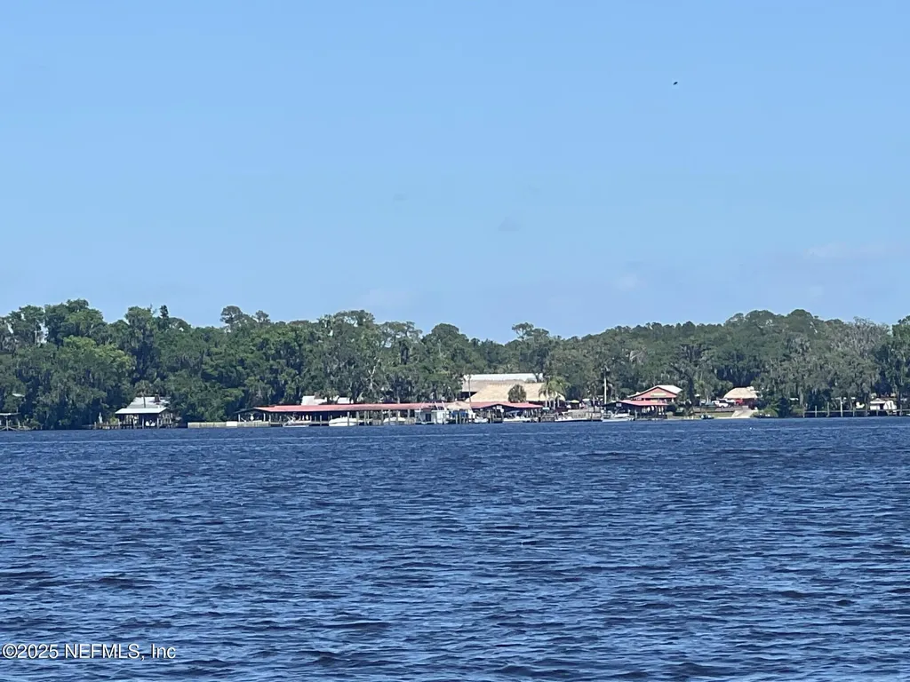766 National Forest Road 75g Road Palatka FL 32177