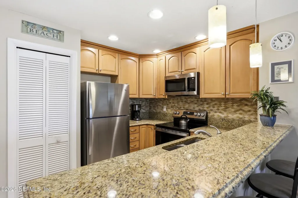 27 Village Del Lago Circle St. Augustine FL 32080
