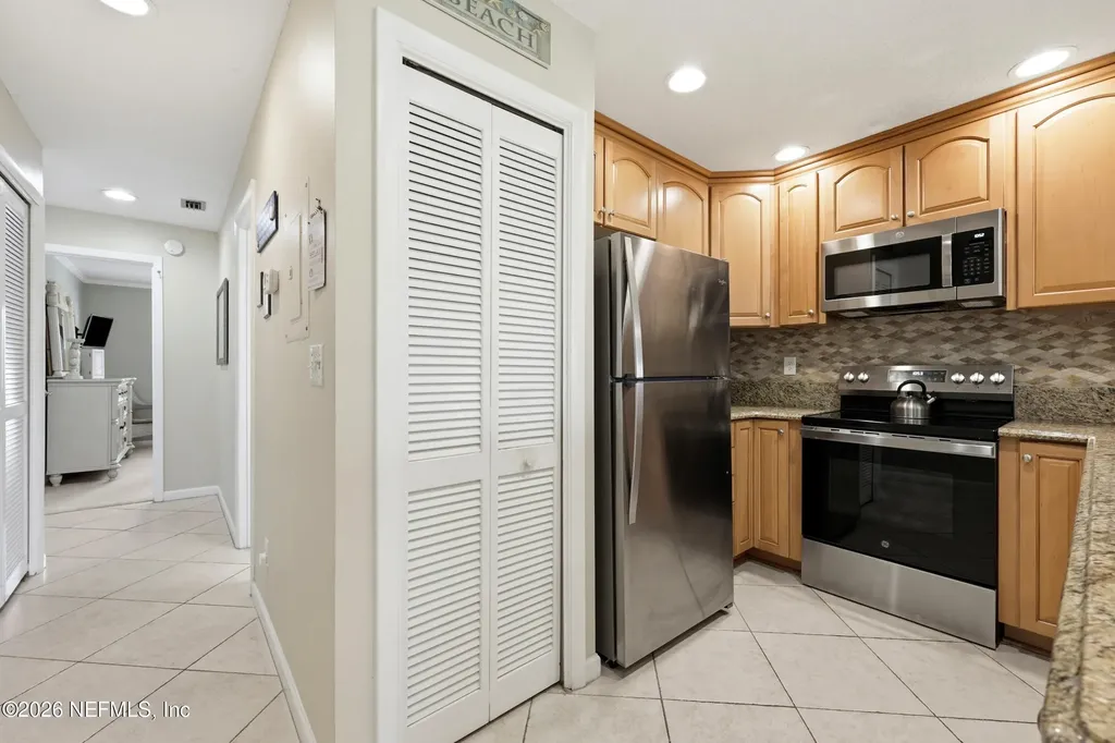 27 Village Del Lago Circle St. Augustine FL 32080
