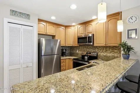 27 Village Del Lago Circle St. Augustine FL 32080