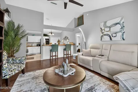 3067 Wavering Lane Middleburg FL 32068