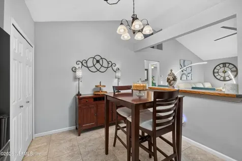 3067 Wavering Lane Middleburg FL 32068