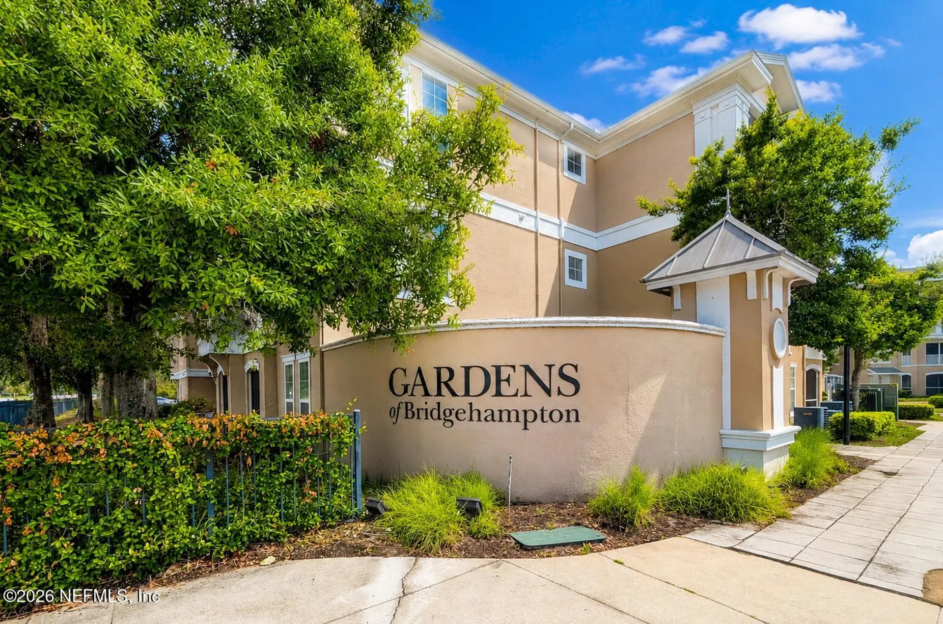 8290 Gate Parkway W Jacksonville FL 32216