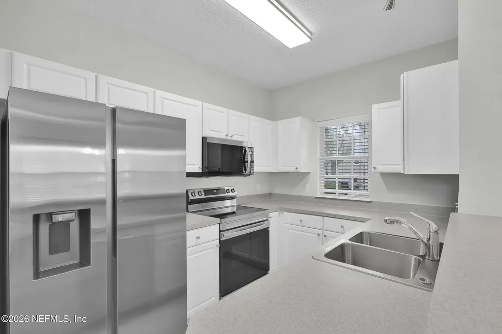 1745 Forest Lake Circle Jacksonville FL 32225