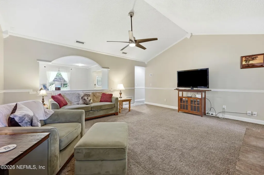 13813 Pleasantview Drive N Jacksonville FL 32225