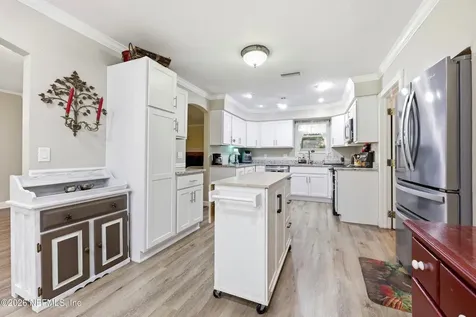 13813 Pleasantview Drive N Jacksonville FL 32225
