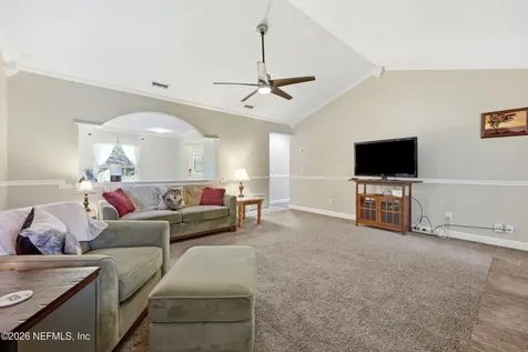 13813 Pleasantview Drive N Jacksonville FL 32225