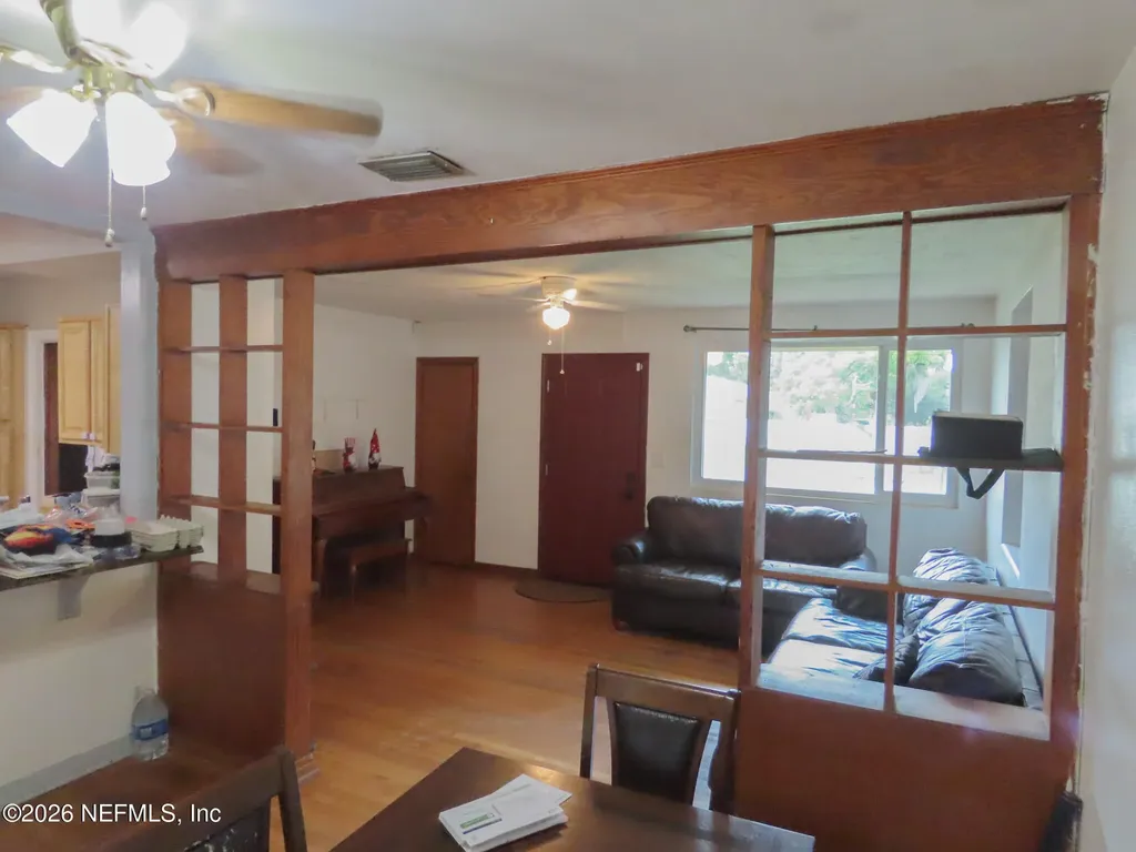 2295 Lake Drive Jacksonville FL 32246