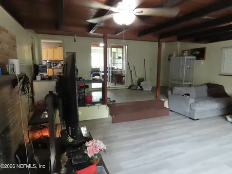 2295 Lake Drive Jacksonville FL 32246