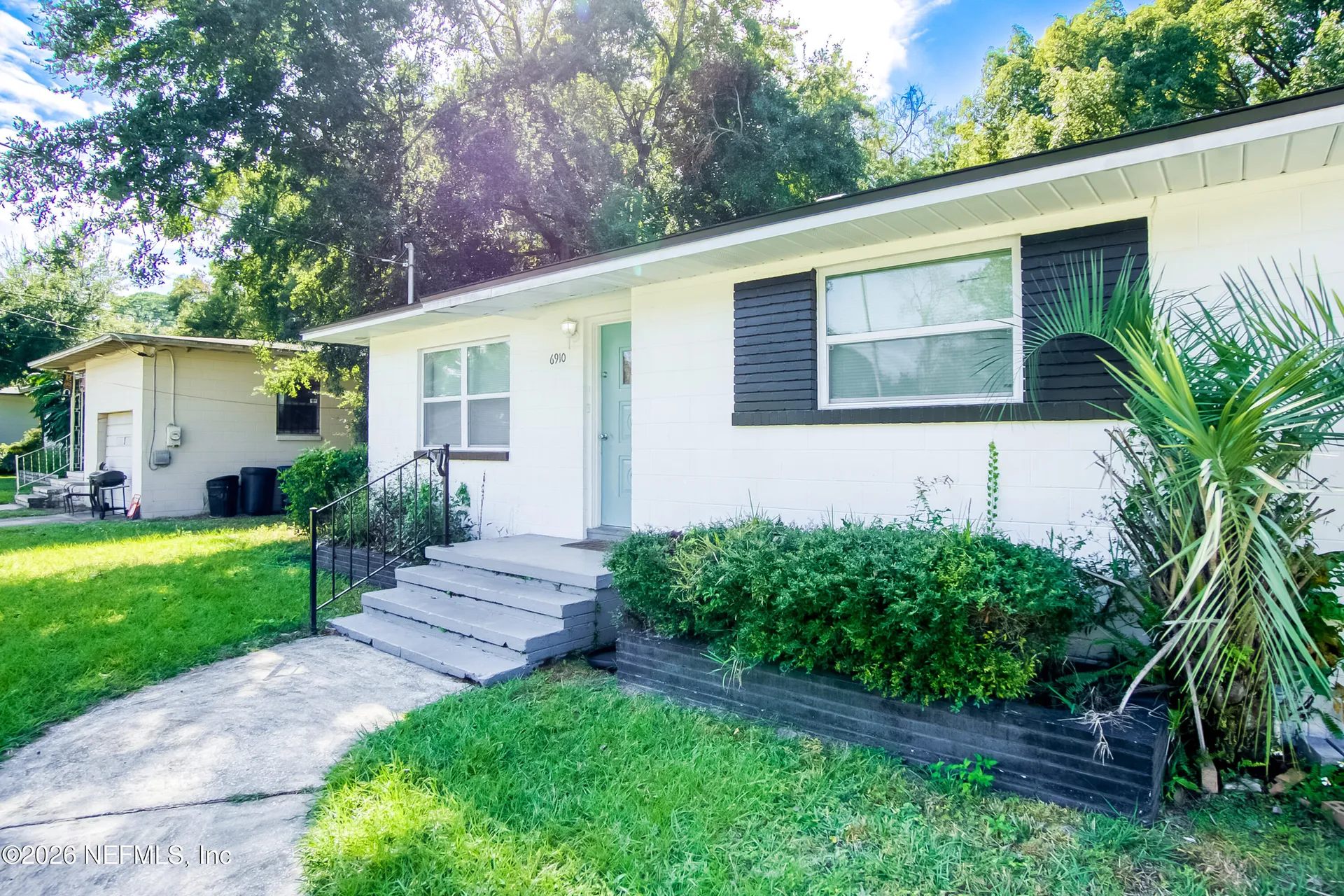 6910 Cartier Circle Jacksonville FL 32208