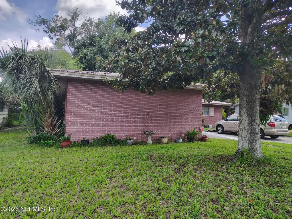 408 Magnolia Dr Drive Palatka FL 32177
