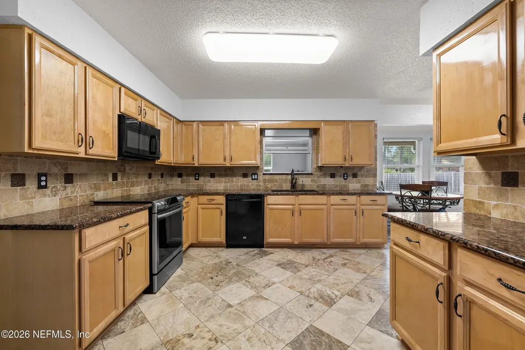3383 Chrysler Drive Jacksonville FL 32257