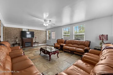 3383 Chrysler Drive Jacksonville FL 32257