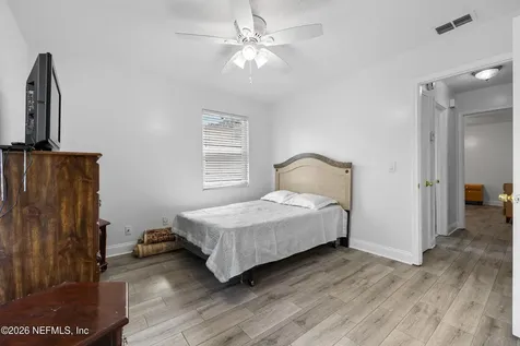 3383 Chrysler Drive Jacksonville FL 32257