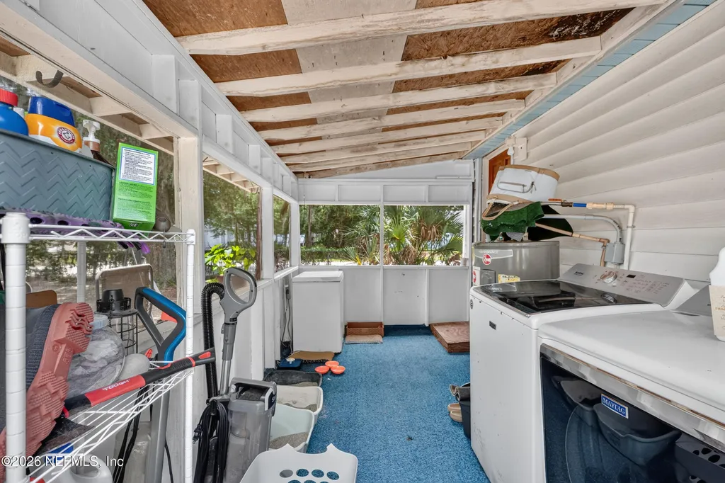 2 N Oakridge Avenue Green Cove Springs FL 32043