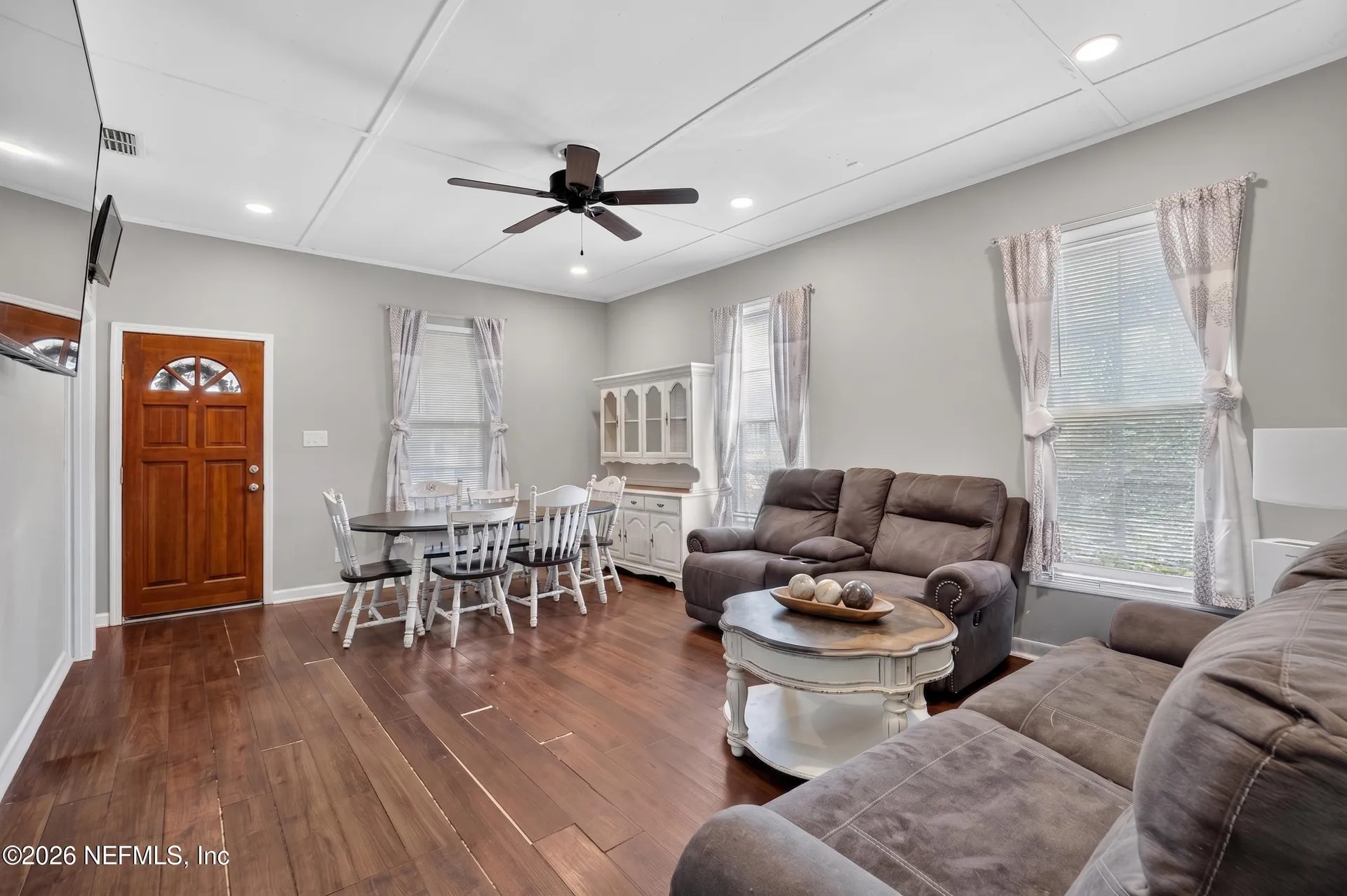 2 N Oakridge Avenue Green Cove Springs FL 32043