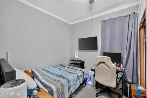 2 N Oakridge Avenue Green Cove Springs FL 32043