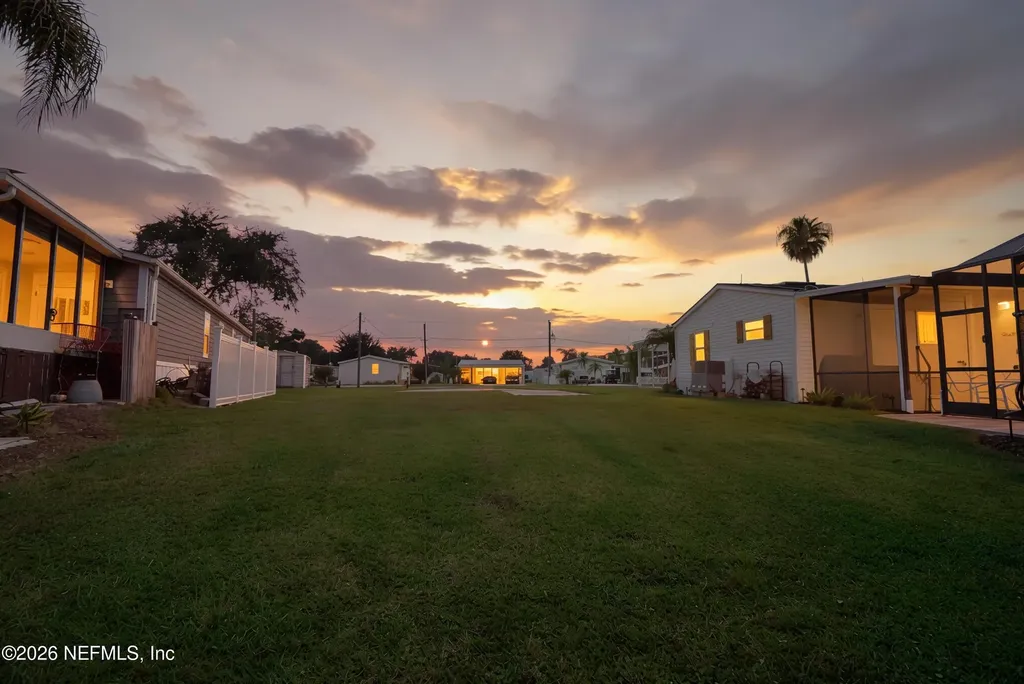 25 Scott Street Welaka FL 32193