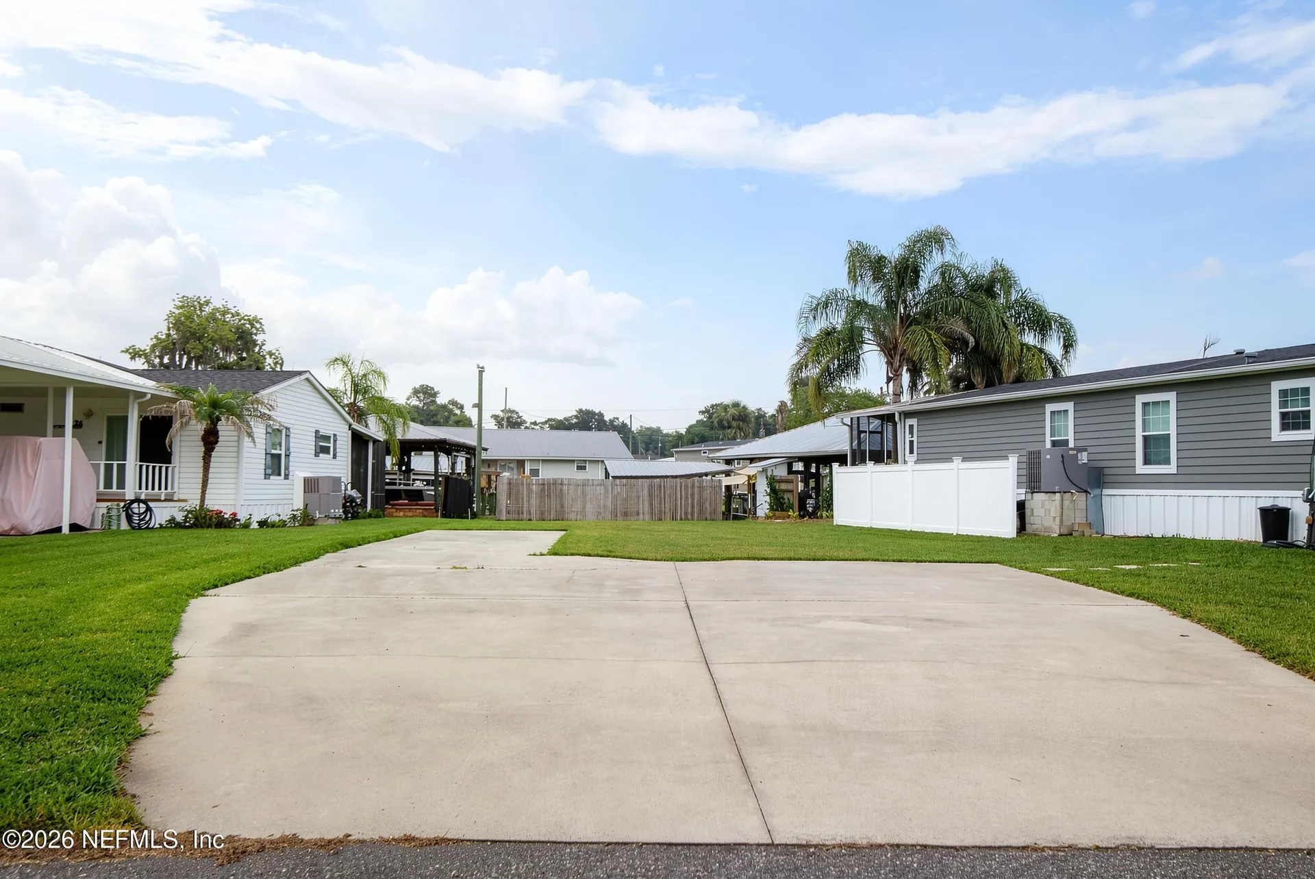 25 Scott Street Welaka FL 32193