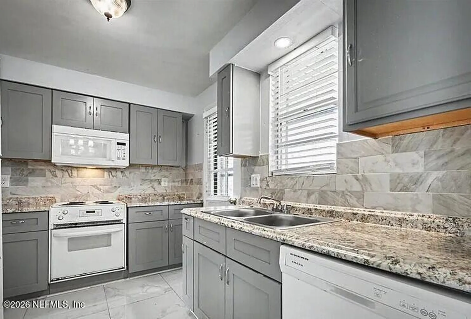 1540 El Prado Jacksonville FL 32216