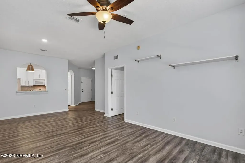 7801 Point Meadows Drive Jacksonville FL 32256