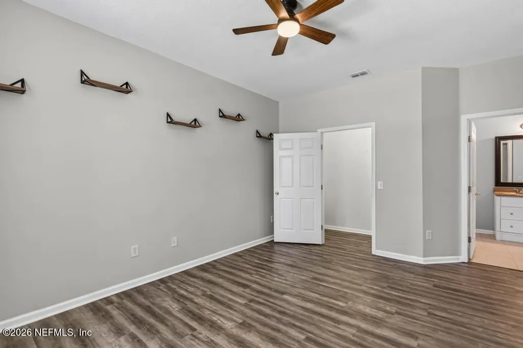 7801 Point Meadows Drive Jacksonville FL 32256