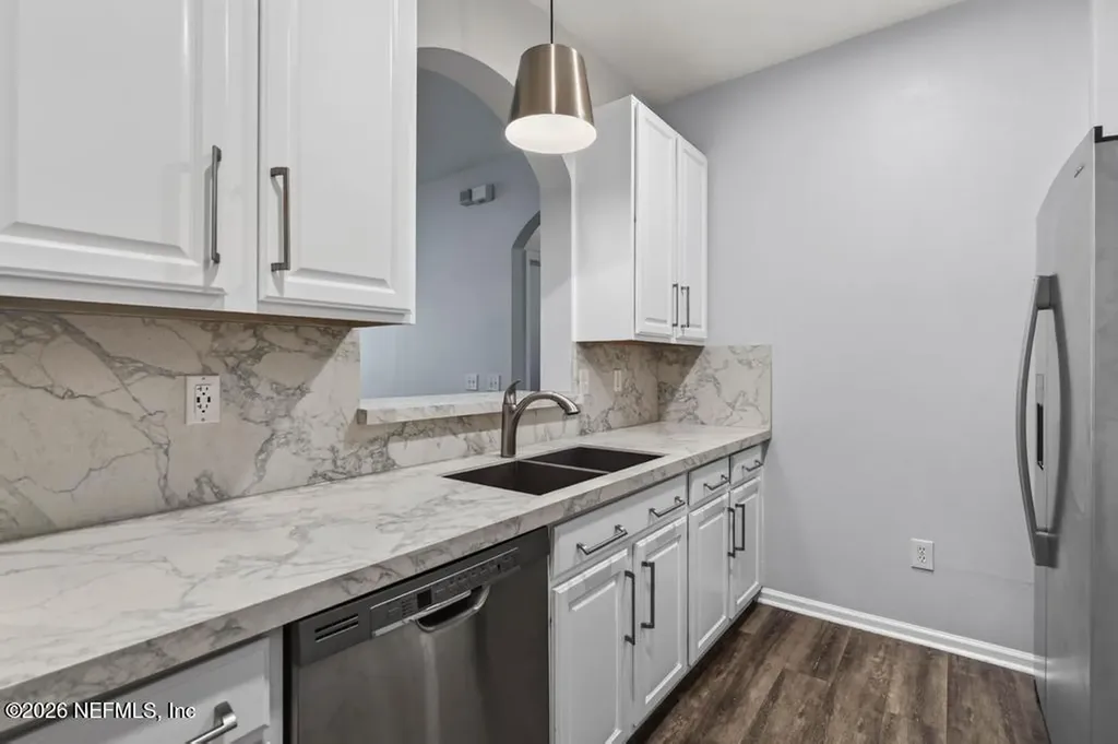 7801 Point Meadows Drive Jacksonville FL 32256