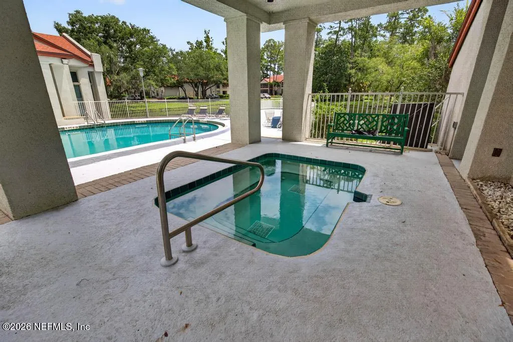 506 Clubhouse Court Jacksonville FL 32256