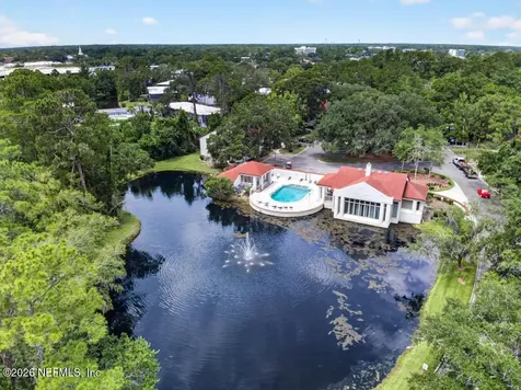 506 Clubhouse Court Jacksonville FL 32256