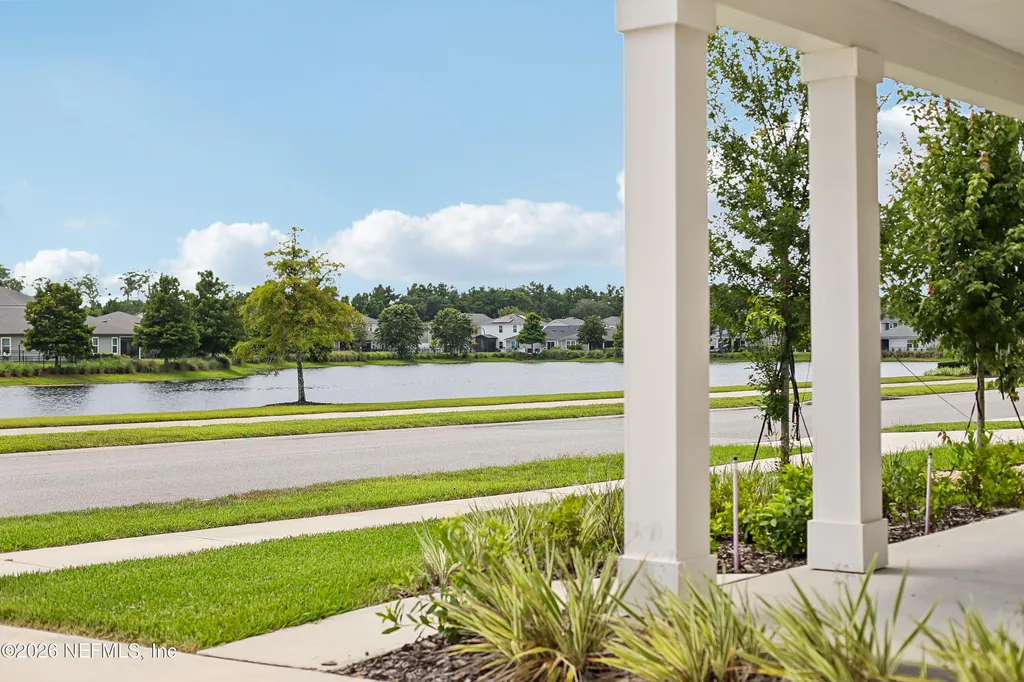 13863 Holsinger Boulevard Jacksonville FL 32256